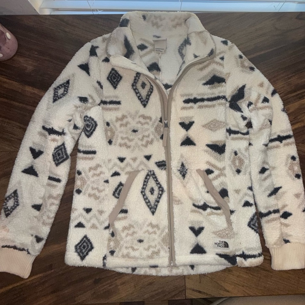 The North Face Cream Aztec-Pattern Sherpa Full-Zip Jacket